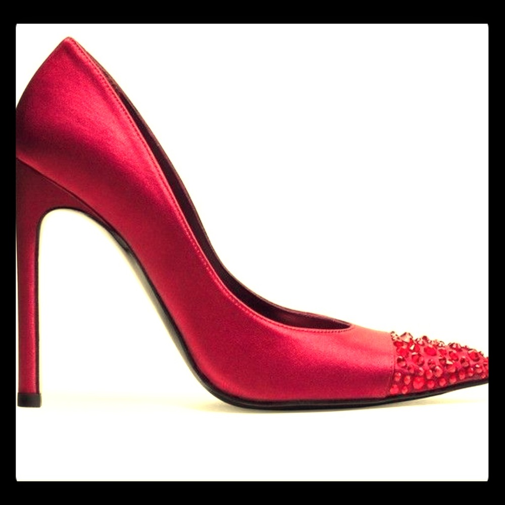 Stuart Weitzman Red Crystal Bubbleshi Pumps 6.5